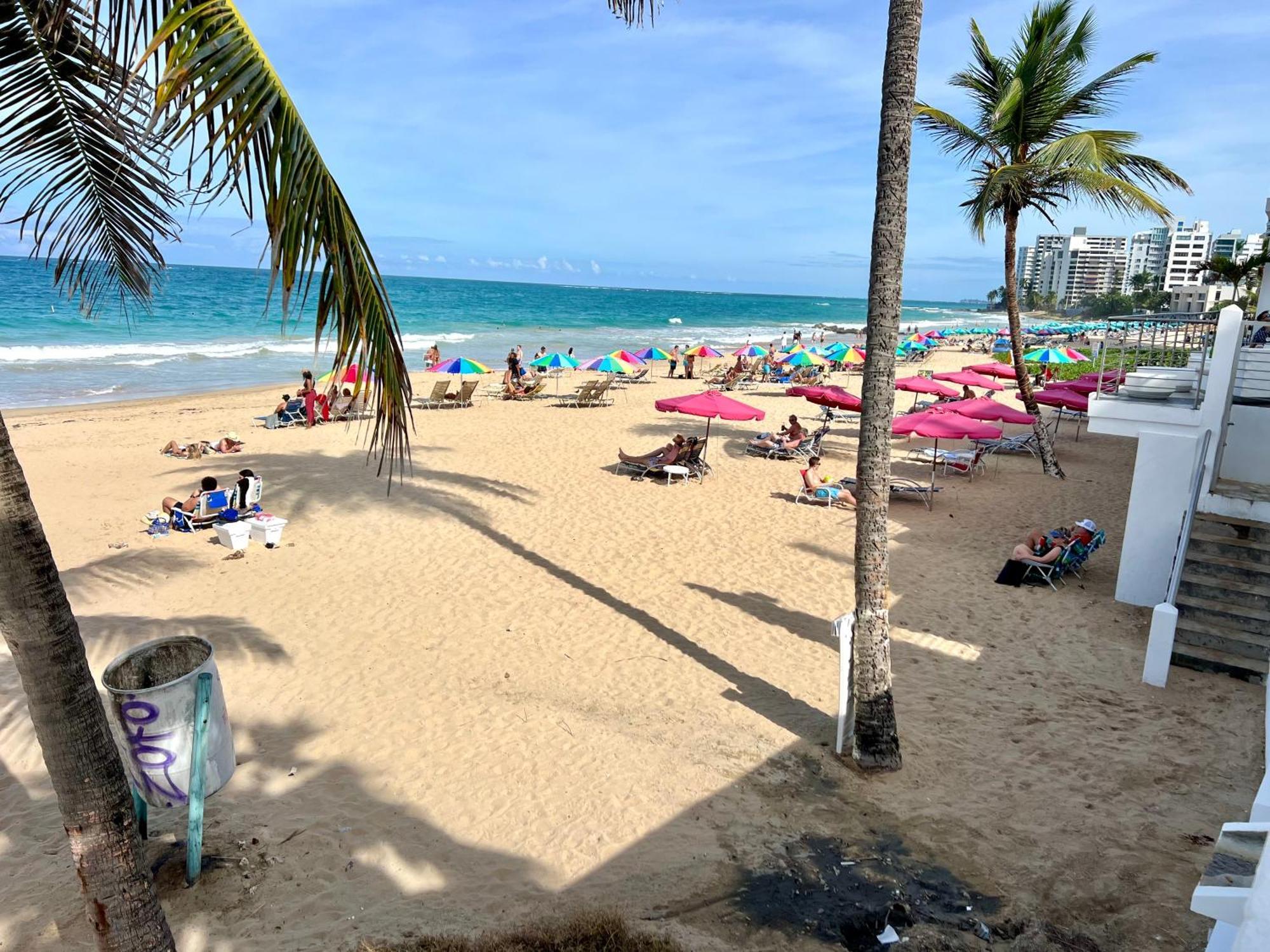 Appartamento Condado Lux Oceanfront Tantra Ap San Juan Esterno foto