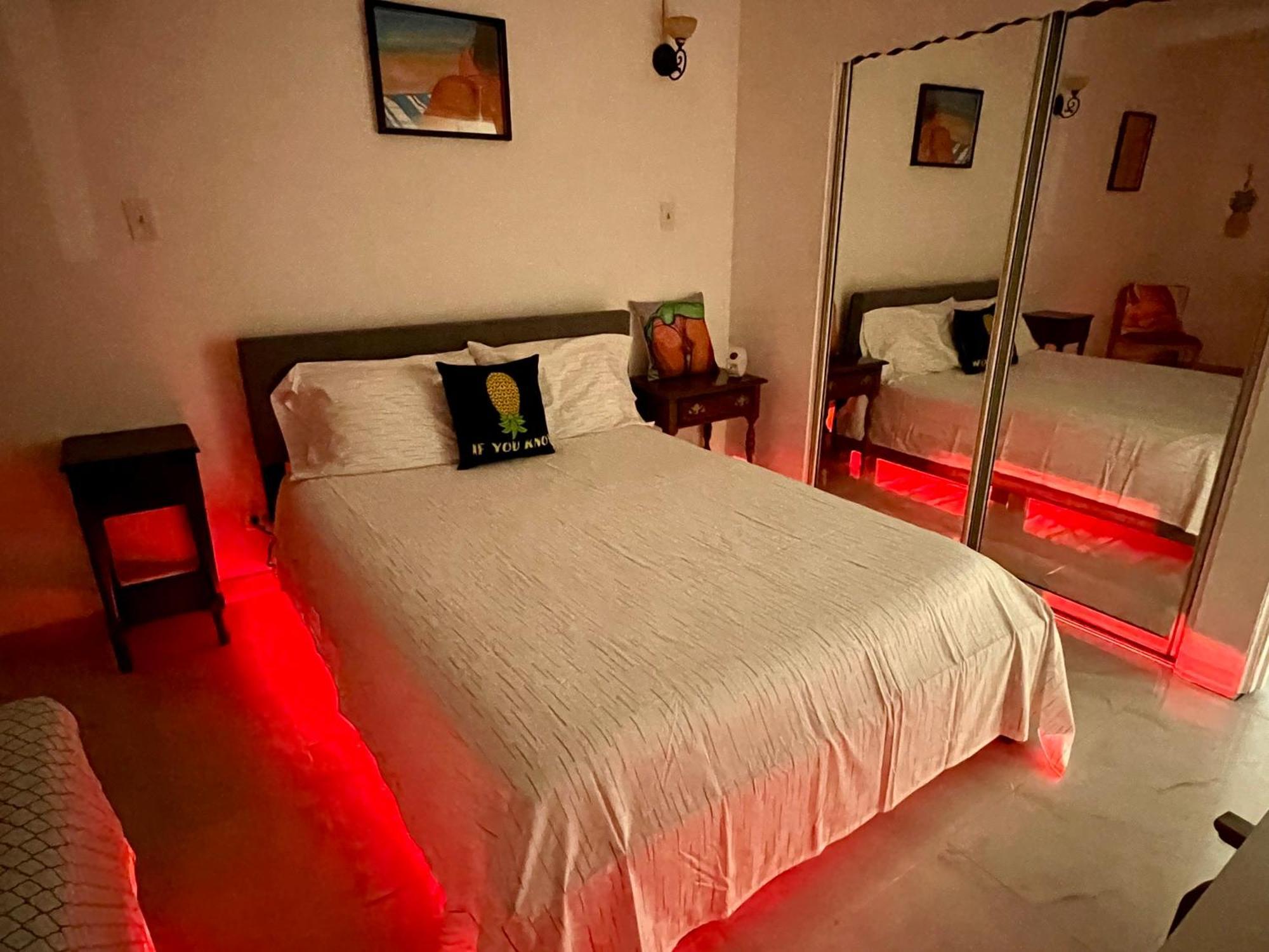Appartamento Condado Lux Oceanfront Tantra Ap San Juan Esterno foto