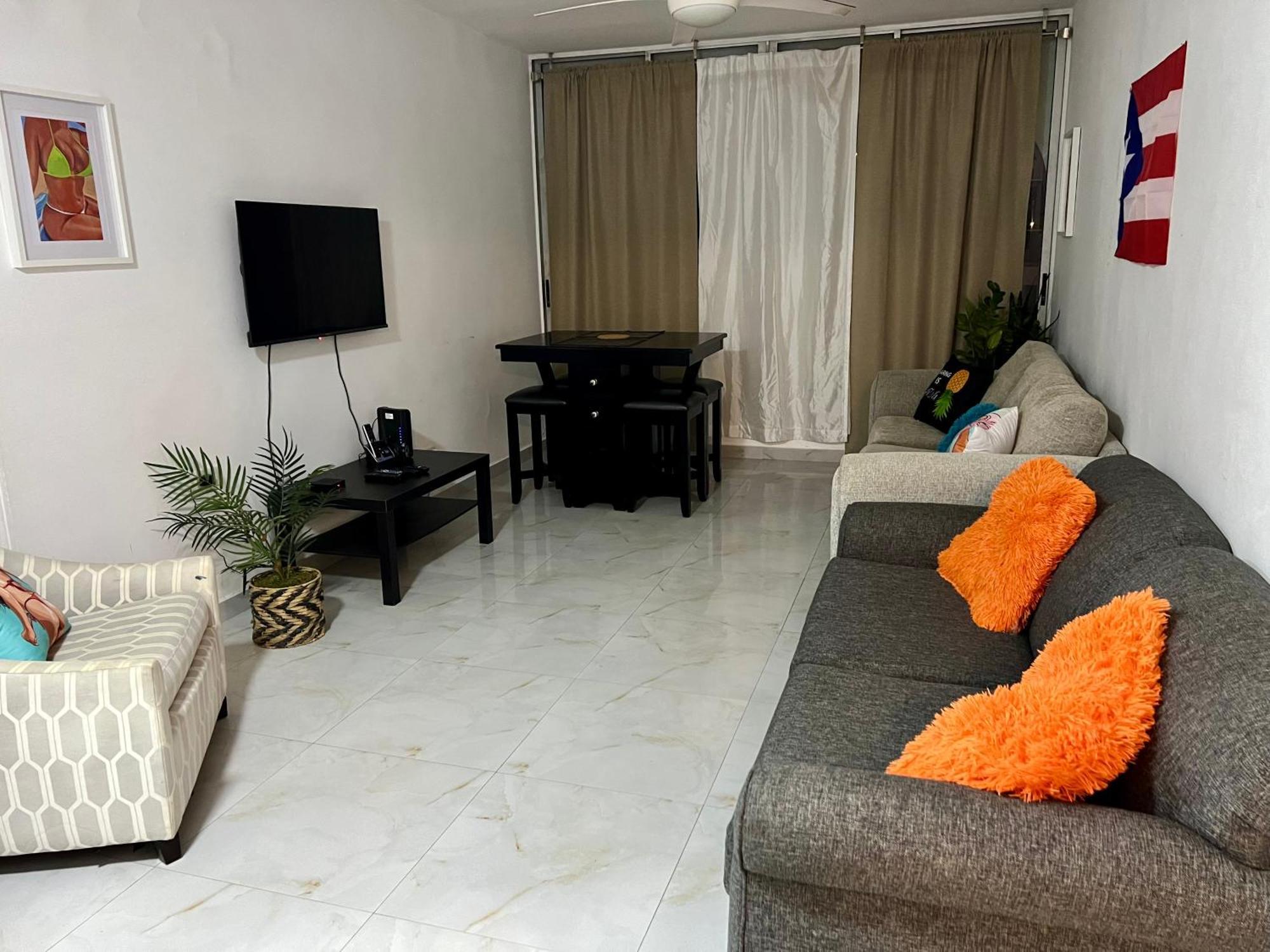 Appartamento Condado Lux Oceanfront Tantra Ap San Juan Esterno foto
